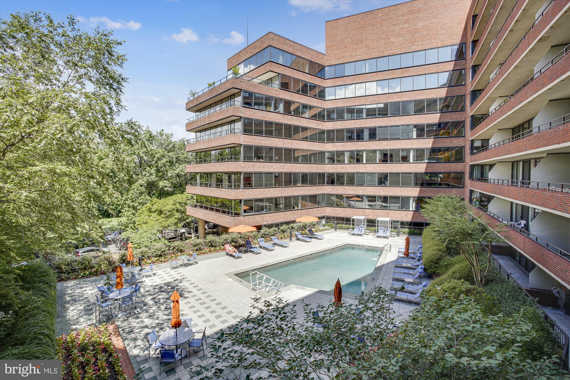 2555 Pennsylvania Ave NW #914