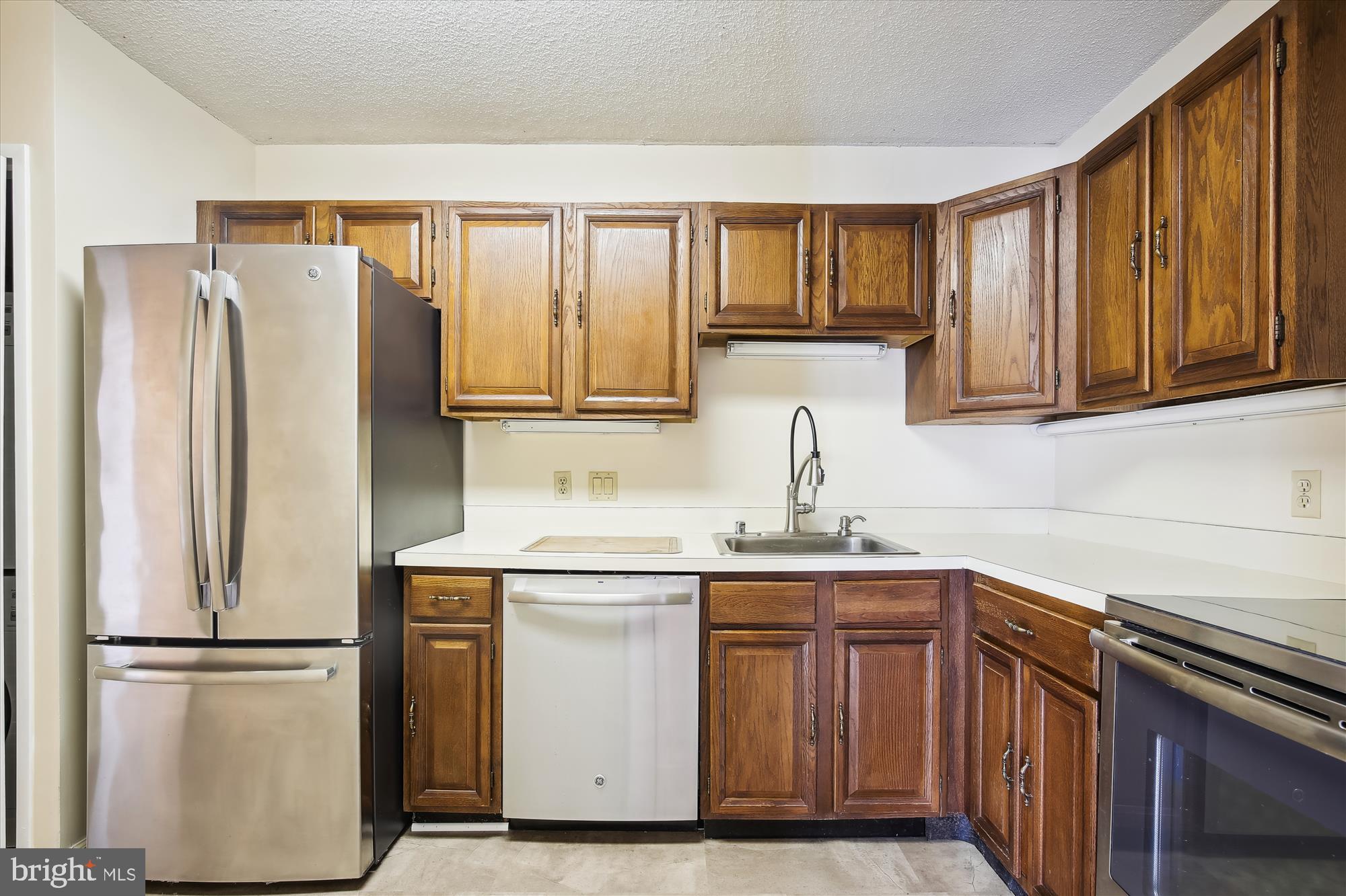 2555 Pennsylvania Ave NW #914