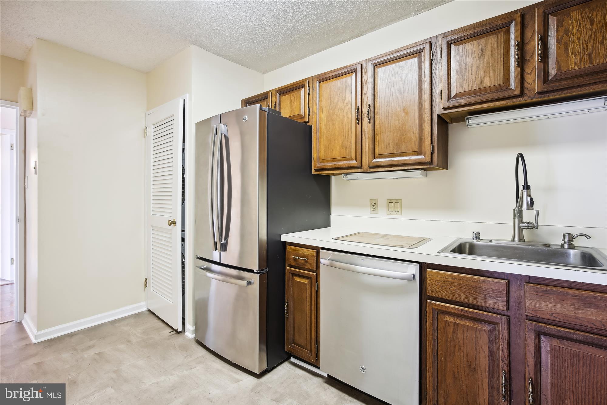 2555 Pennsylvania Ave NW #914