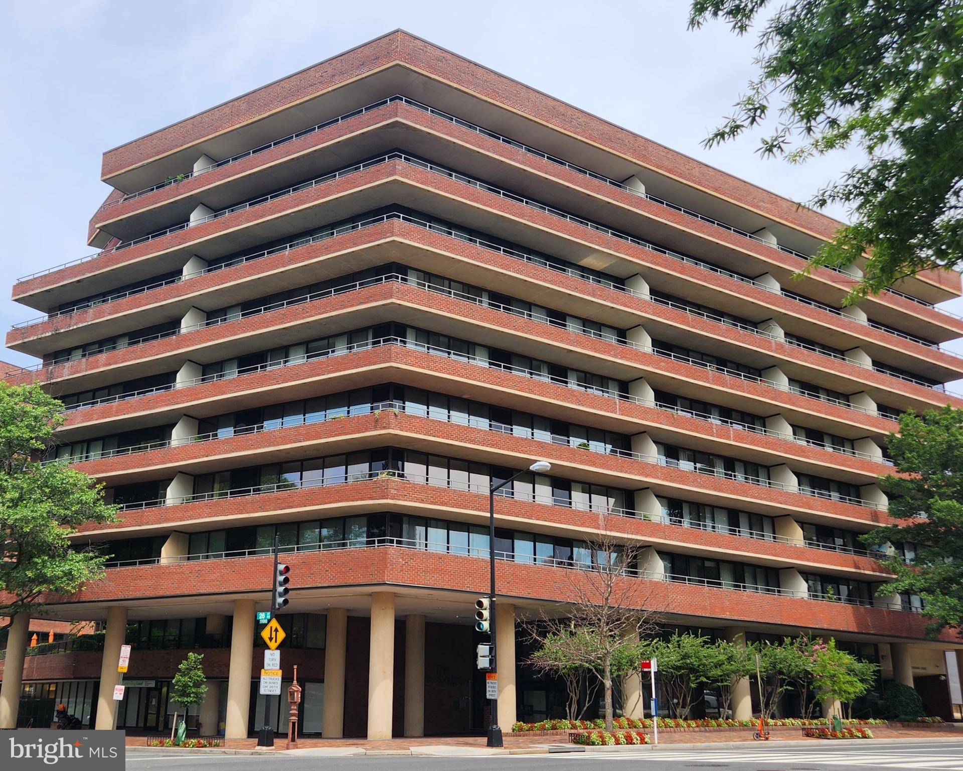 2555 Pennsylvania Ave NW #914