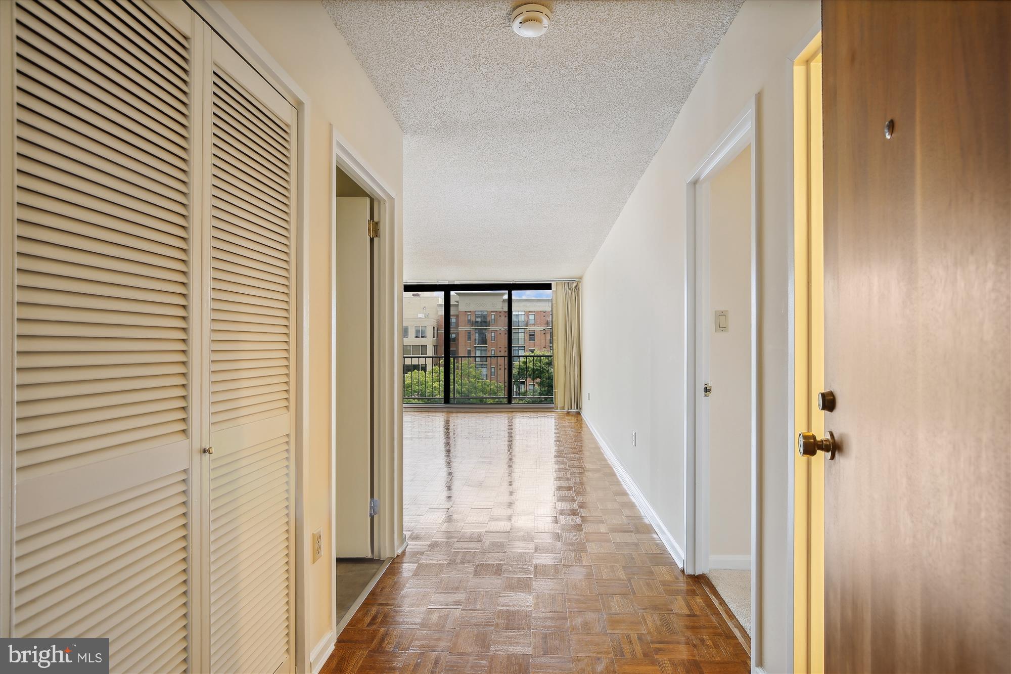 2555 Pennsylvania Ave NW #914