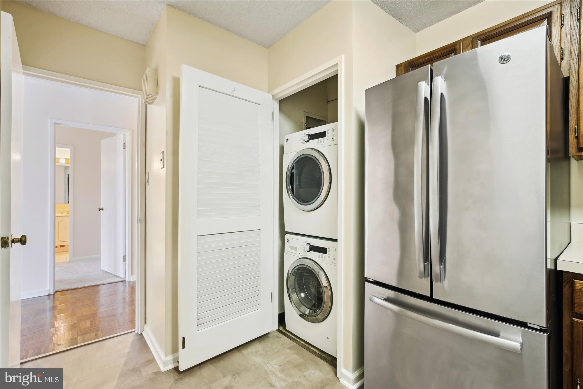 2555 Pennsylvania Ave NW #914
