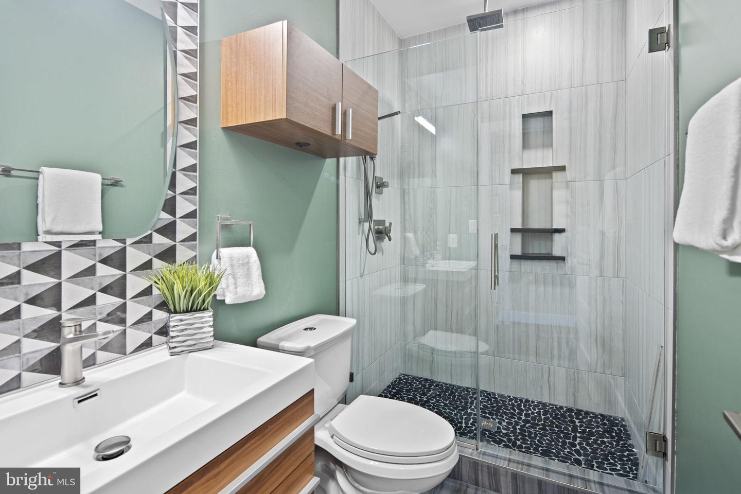 1117 Allison Street NW Unit: 2