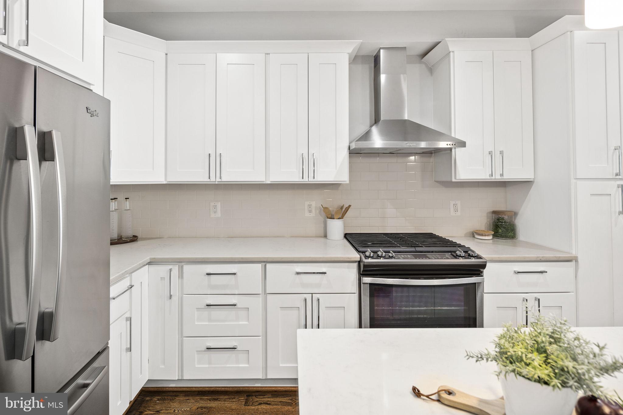 16 T Street NE Unit: 1