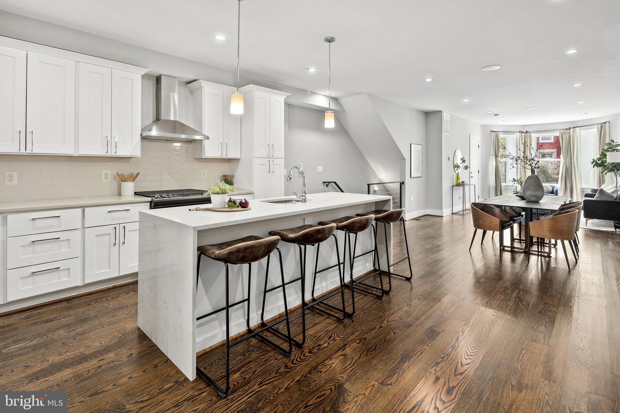 16 T Street NE Unit: 1
