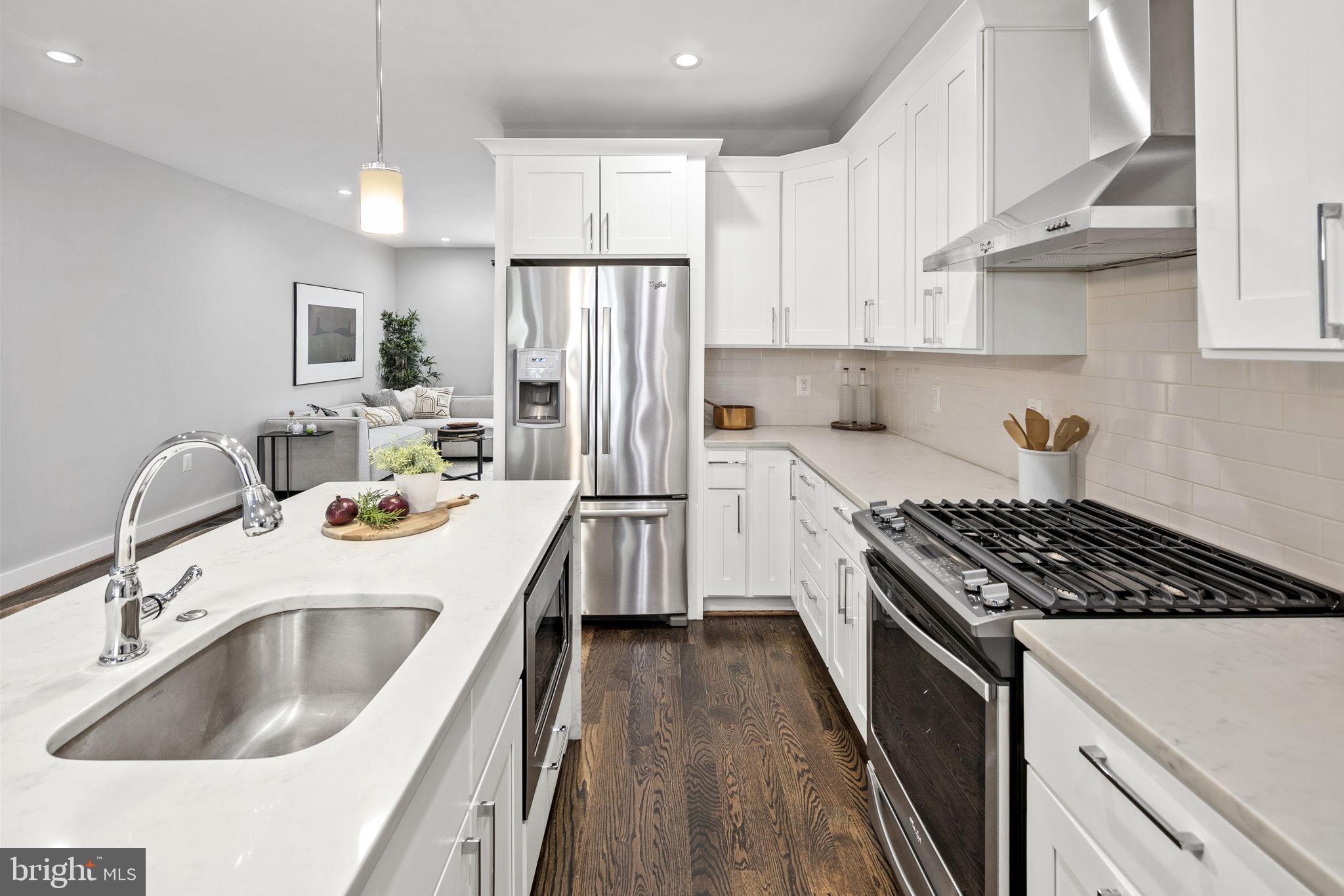 16 T Street NE Unit: 1