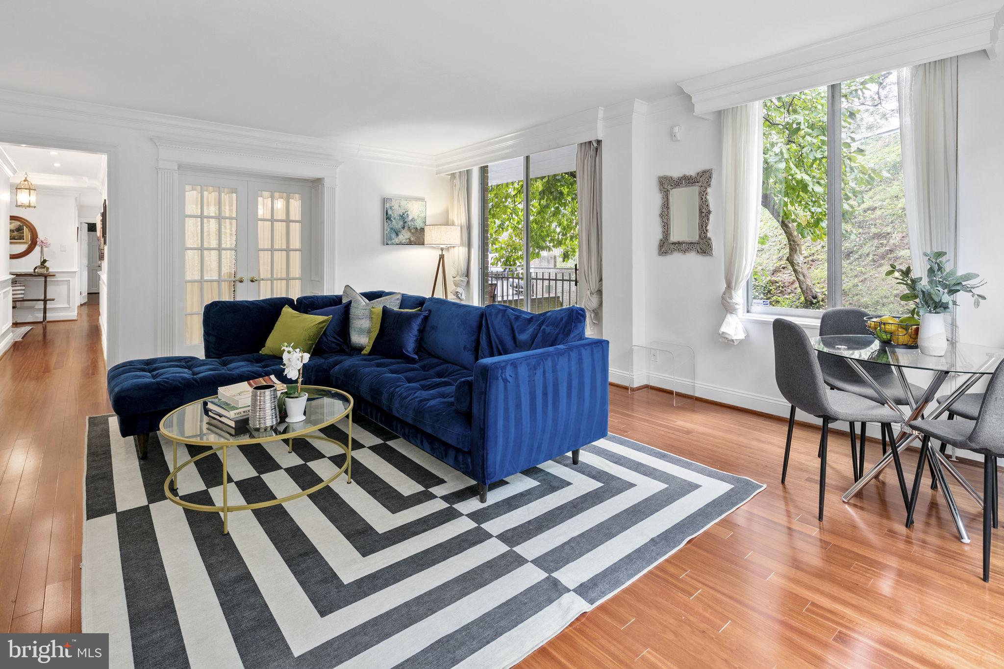 4100 Cathedral Avenue NW Unit: 716