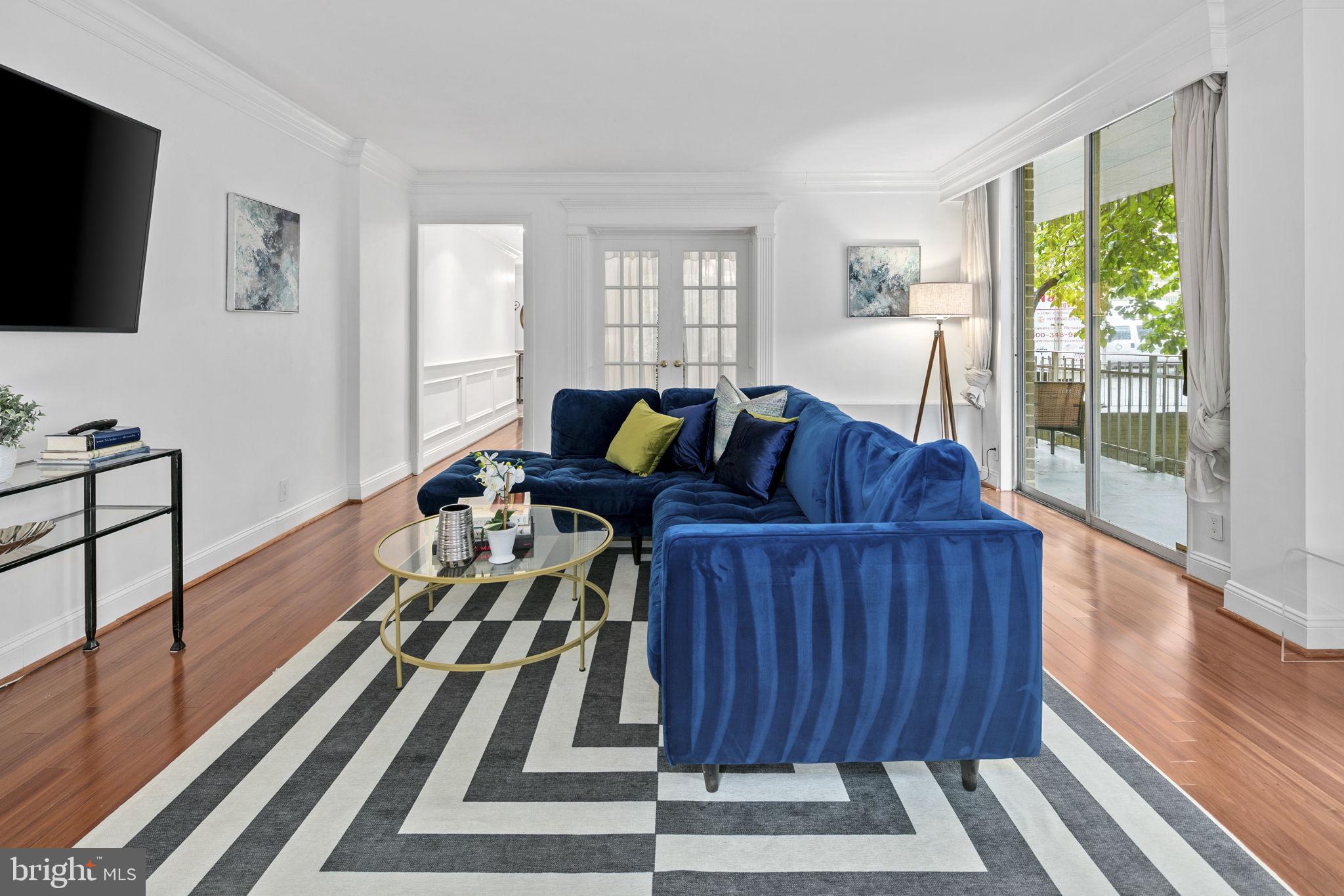 4100 Cathedral Avenue NW Unit: 716