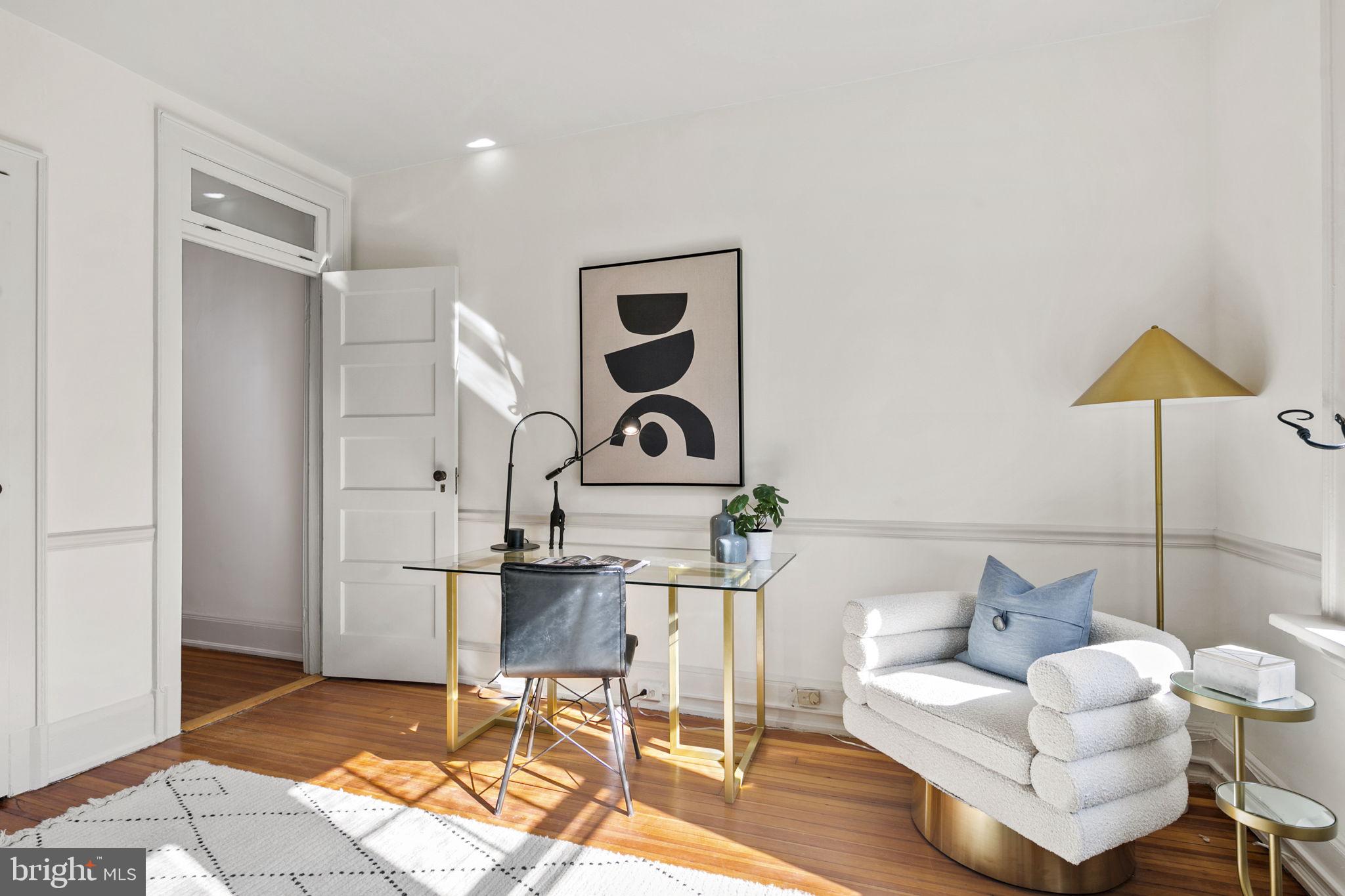 516 A Street NE Unit: 104