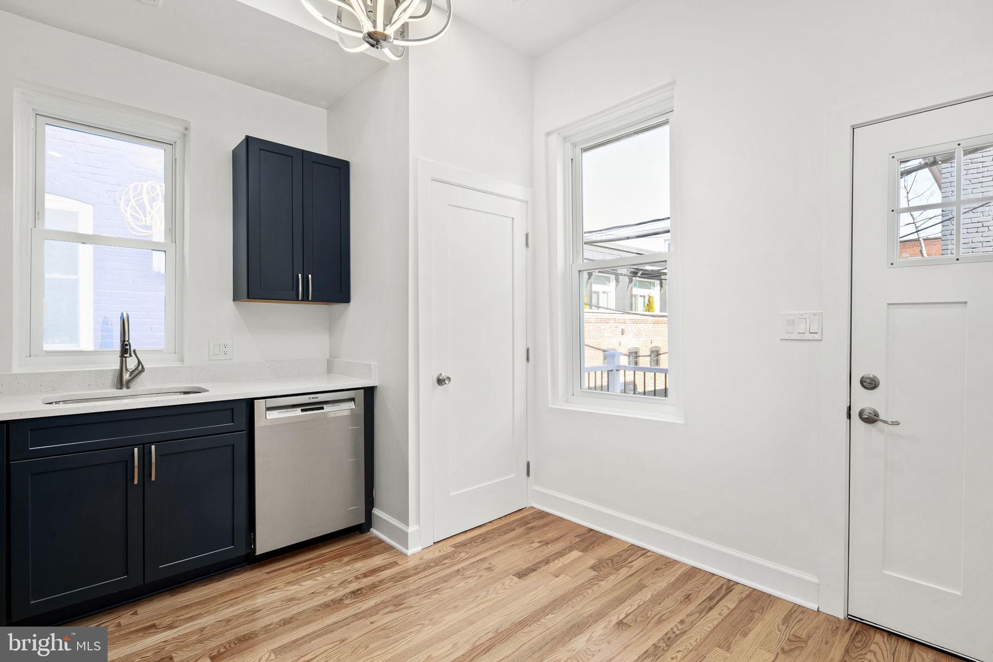 3007 11th Street NW Unit: 2
