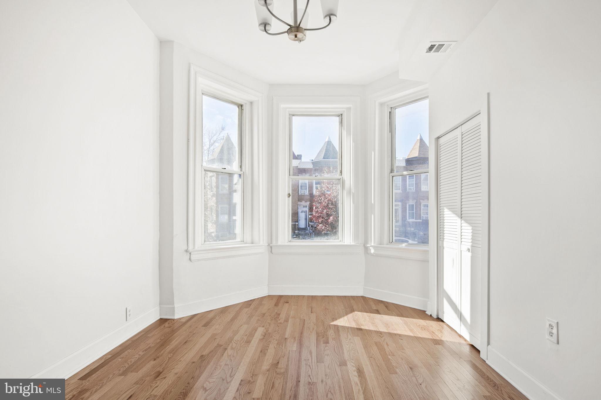 3007 11th Street NW Unit: 2