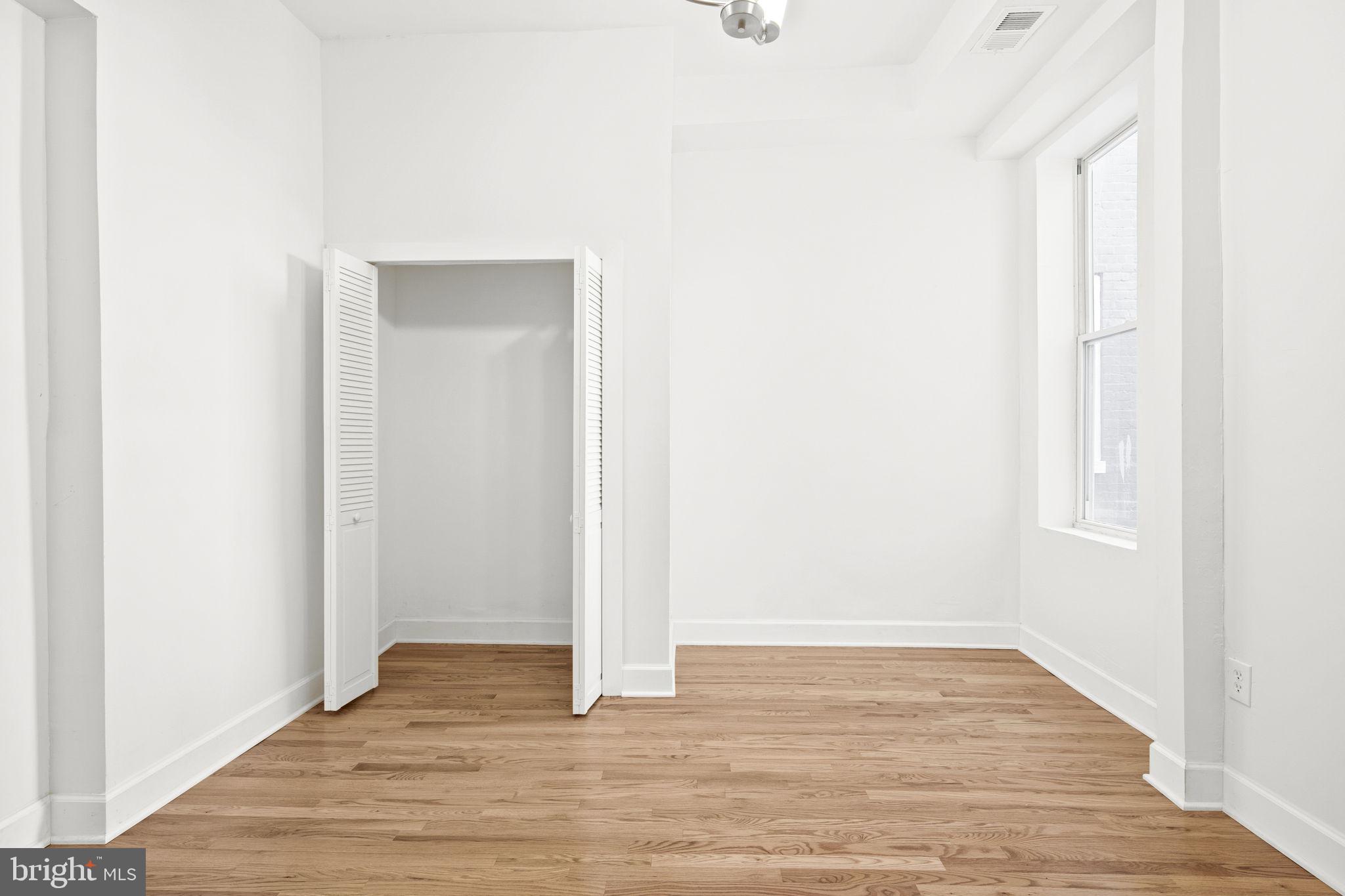 3007 11th Street NW Unit: 2