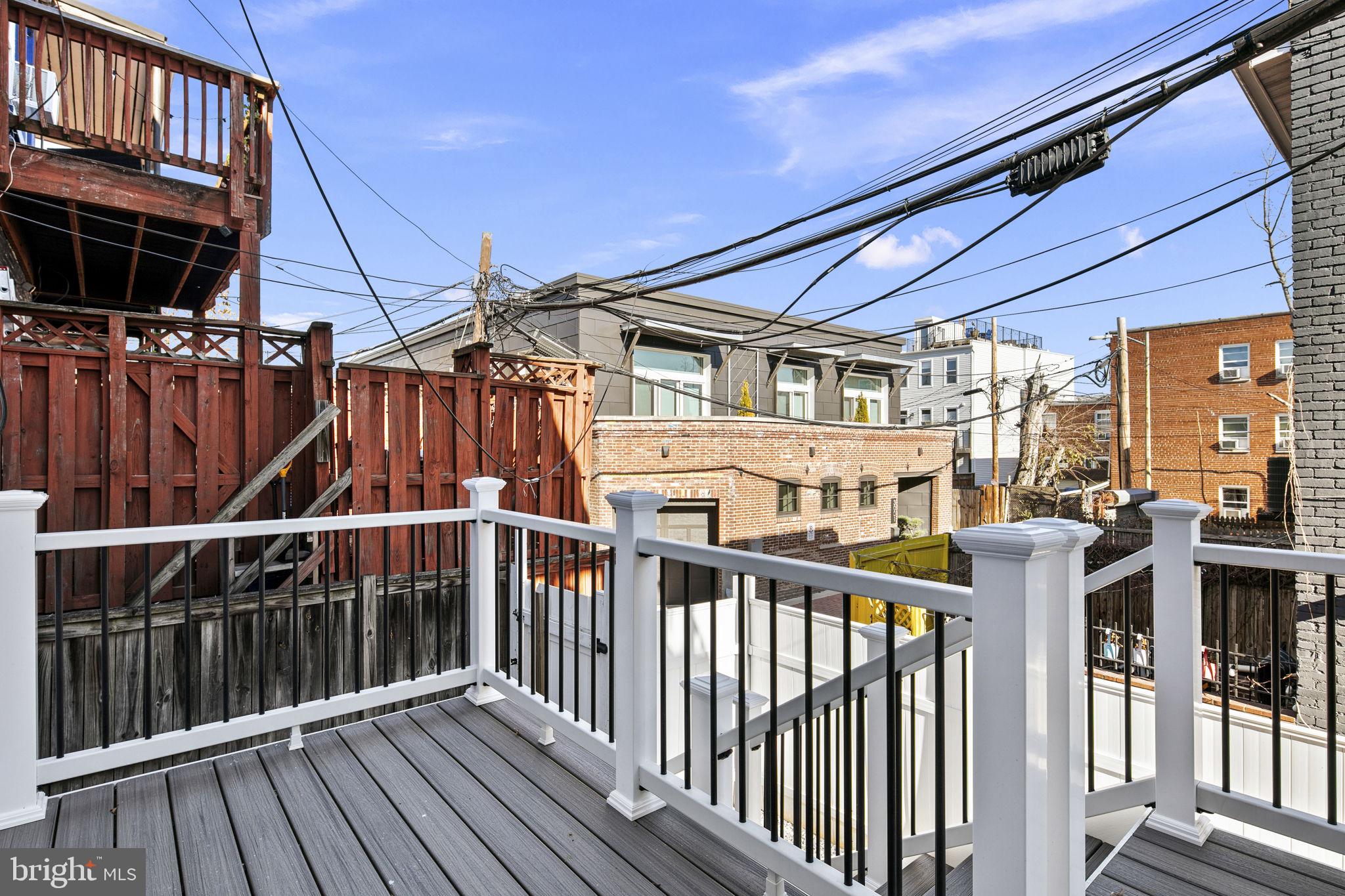 3007 11th Street NW Unit: 2