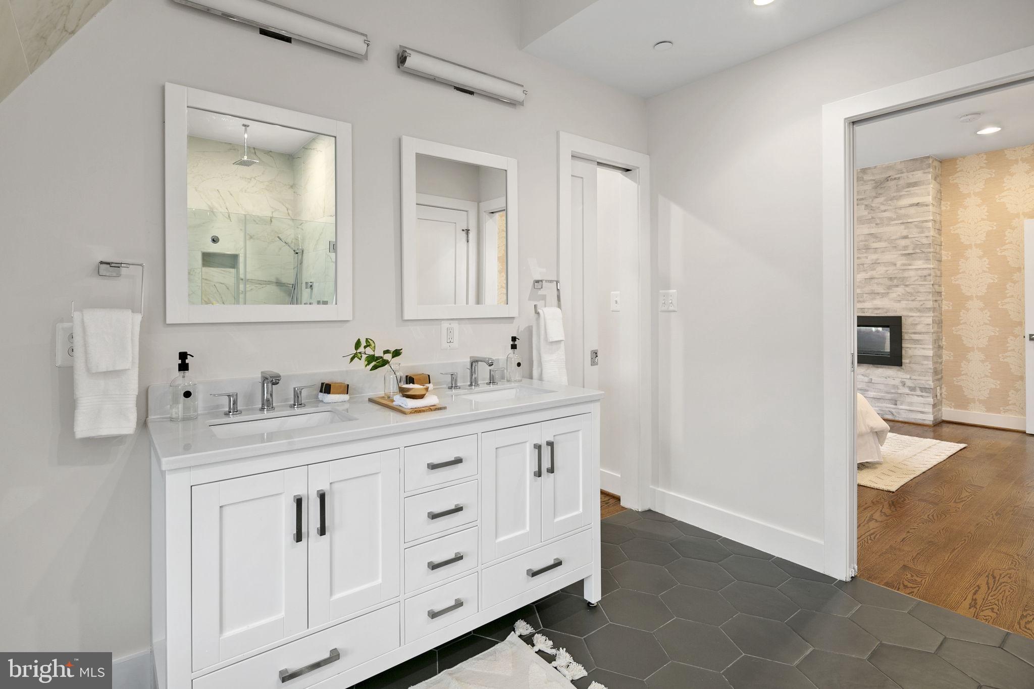 15 Grant Cir NW #3