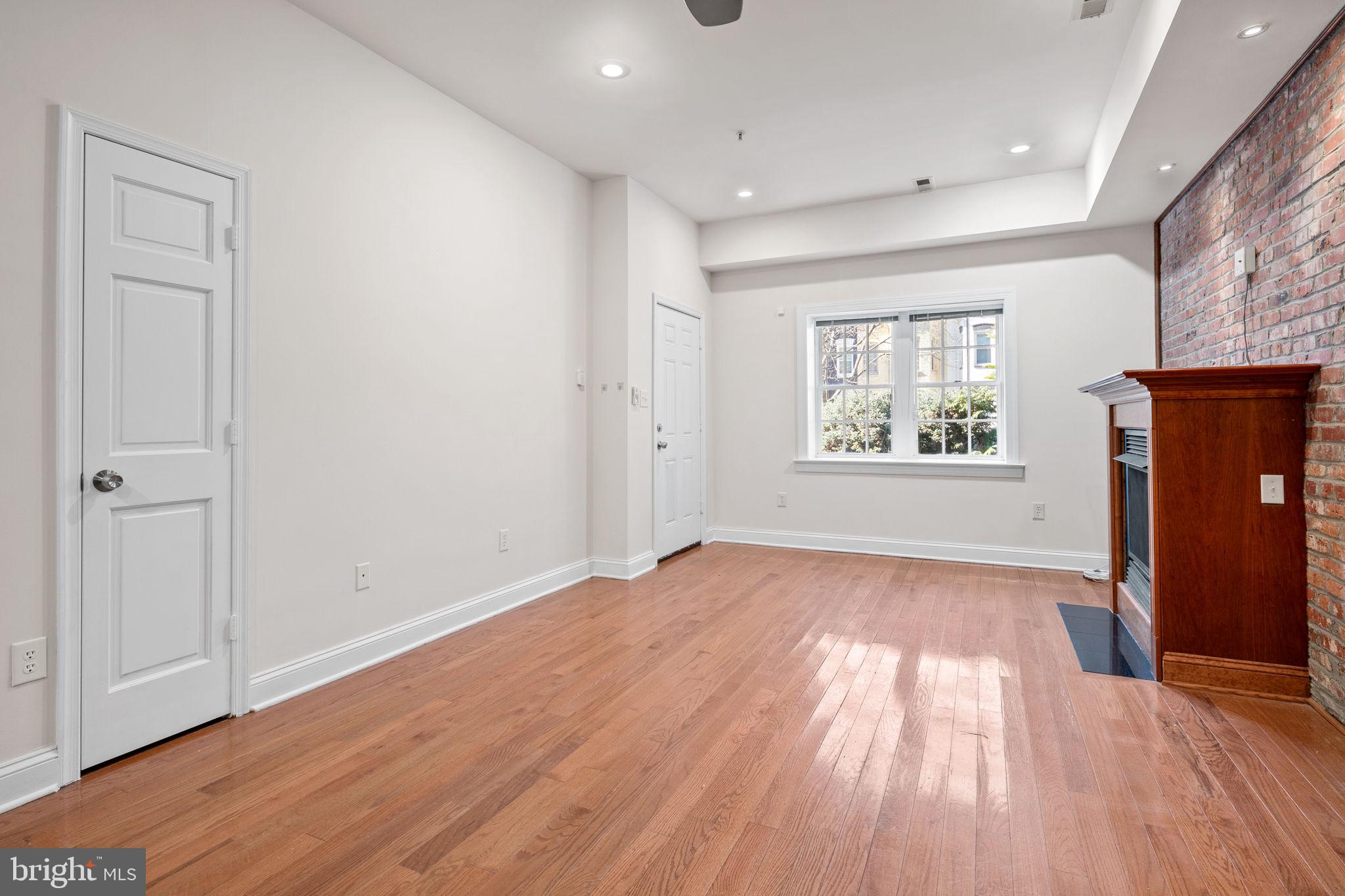 1807 8th Street NW