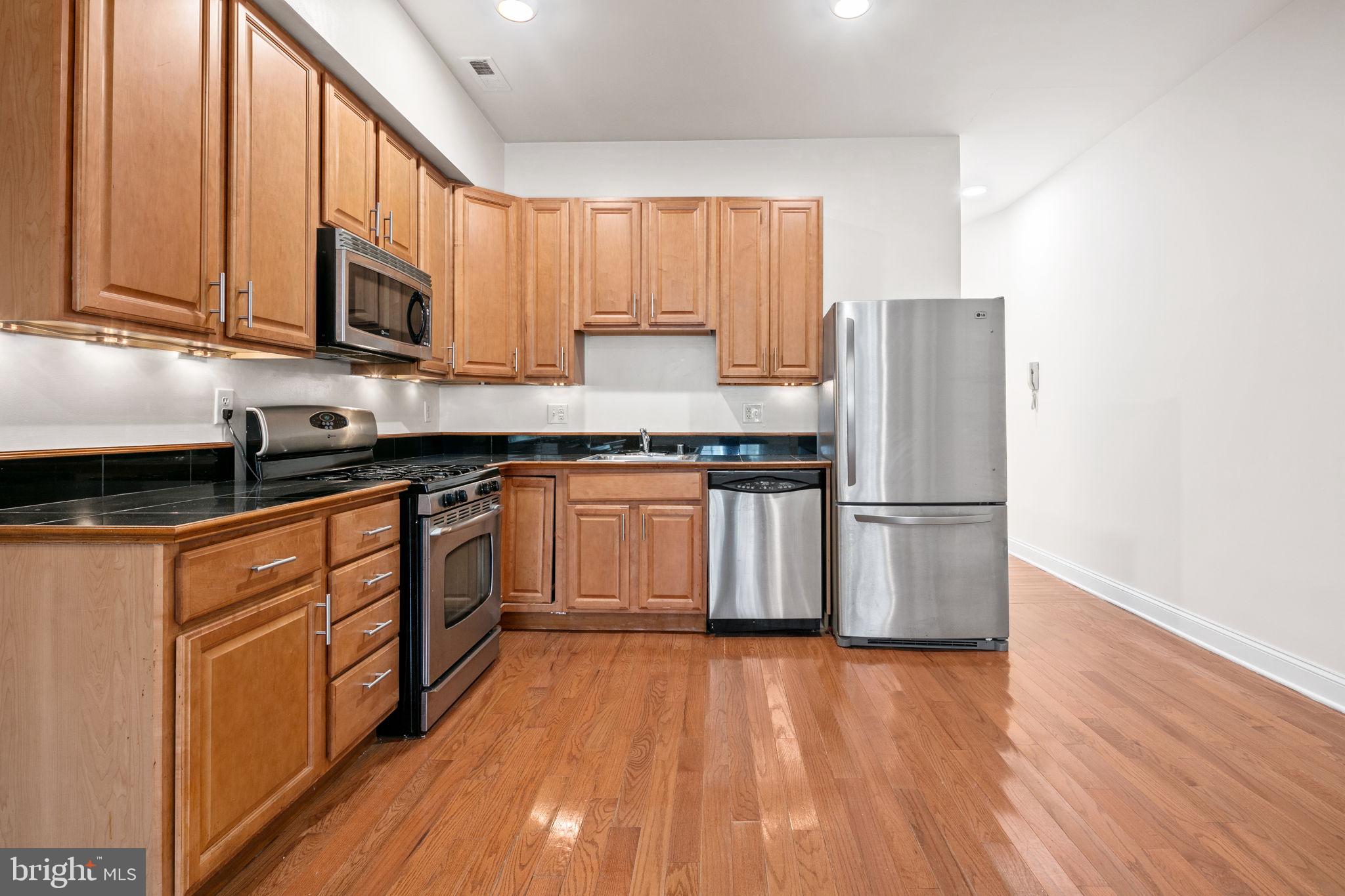 1807 8th Street NW