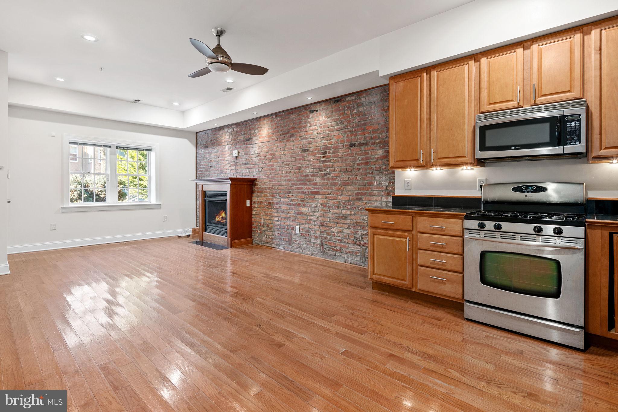 1807 8th Street NW