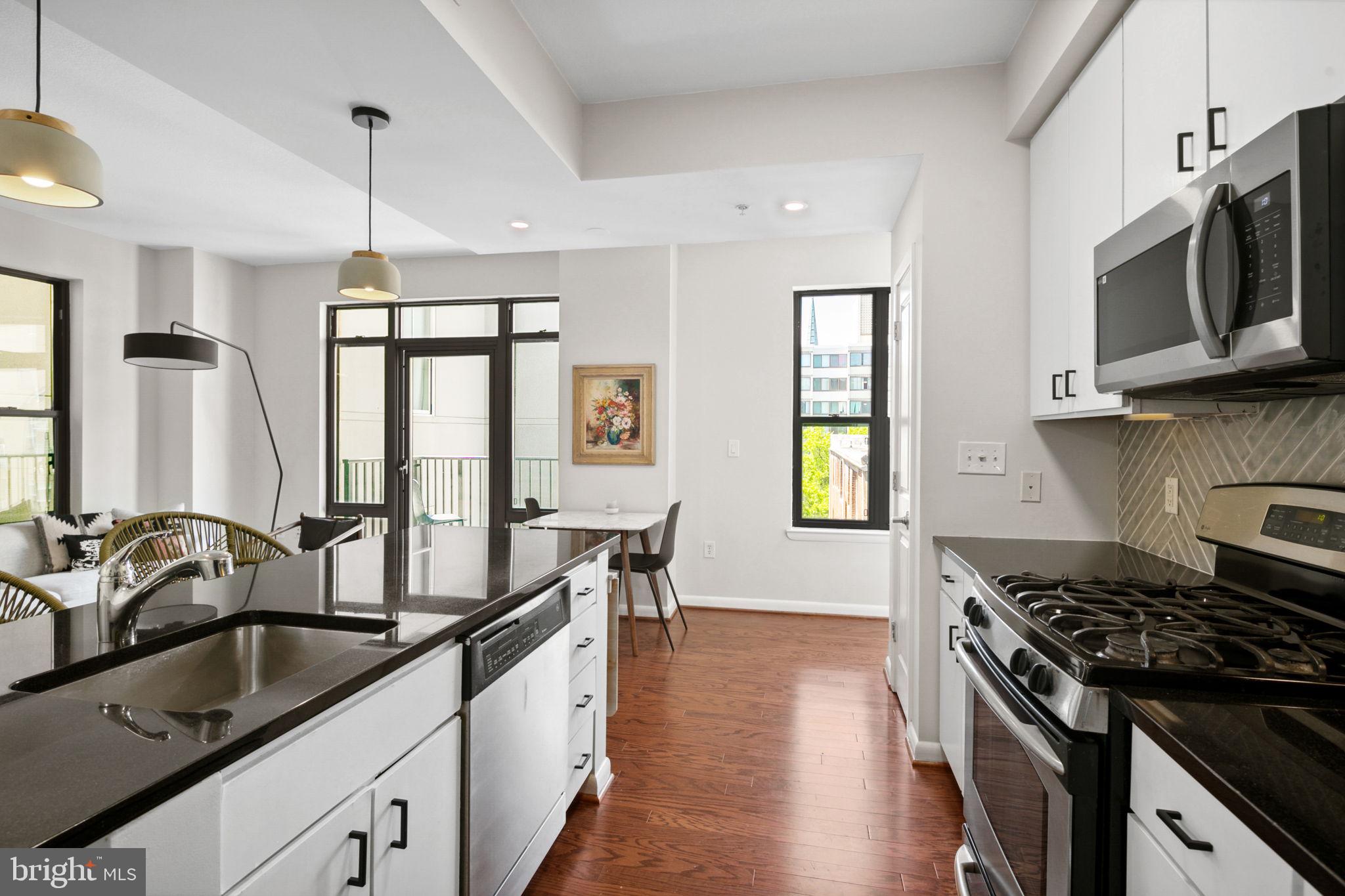 1001 L St NW #711