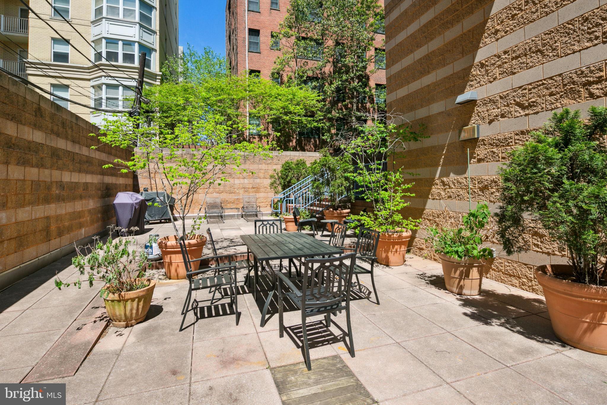 1001 L St NW #711