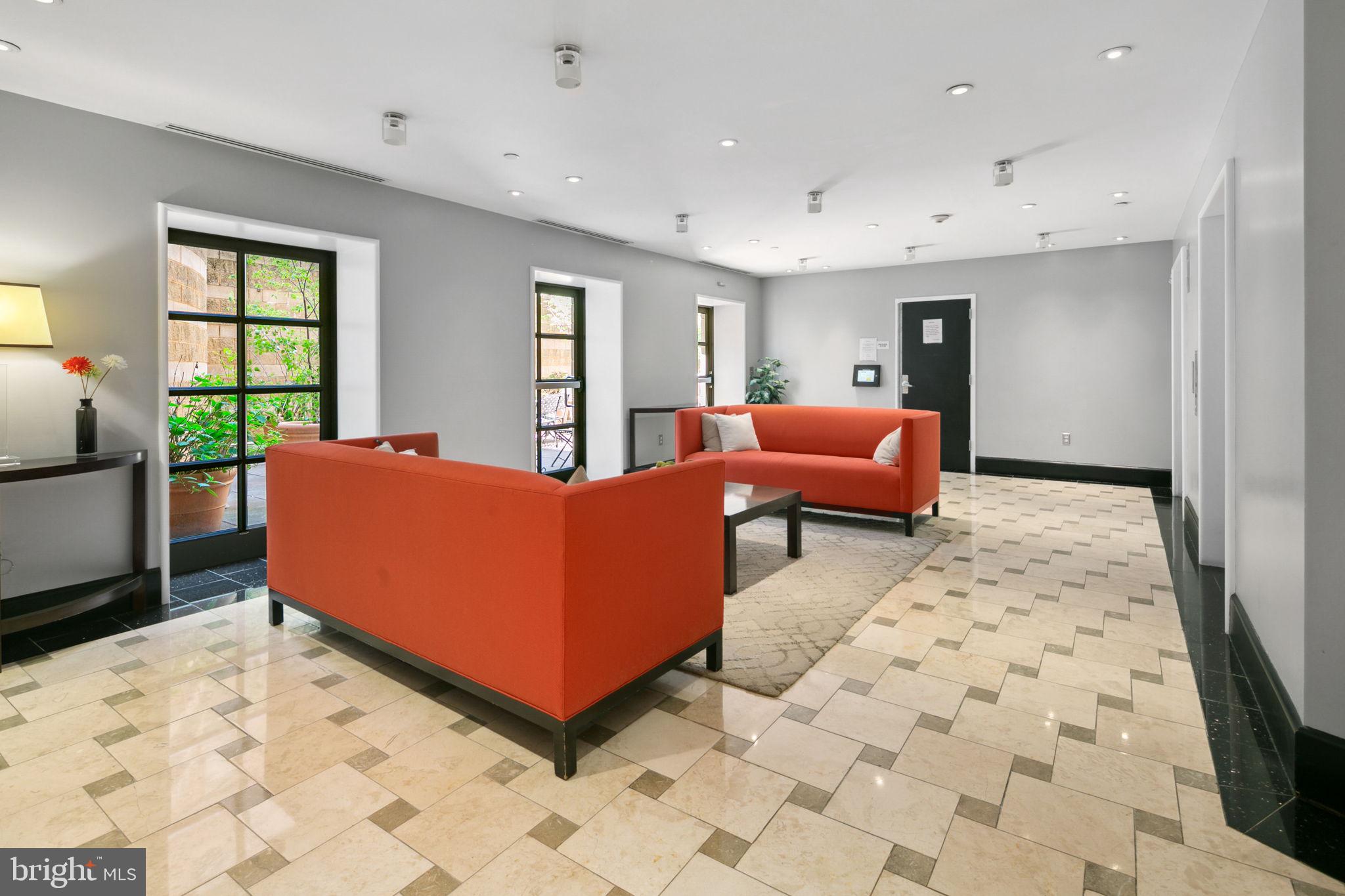 1001 L St NW #711