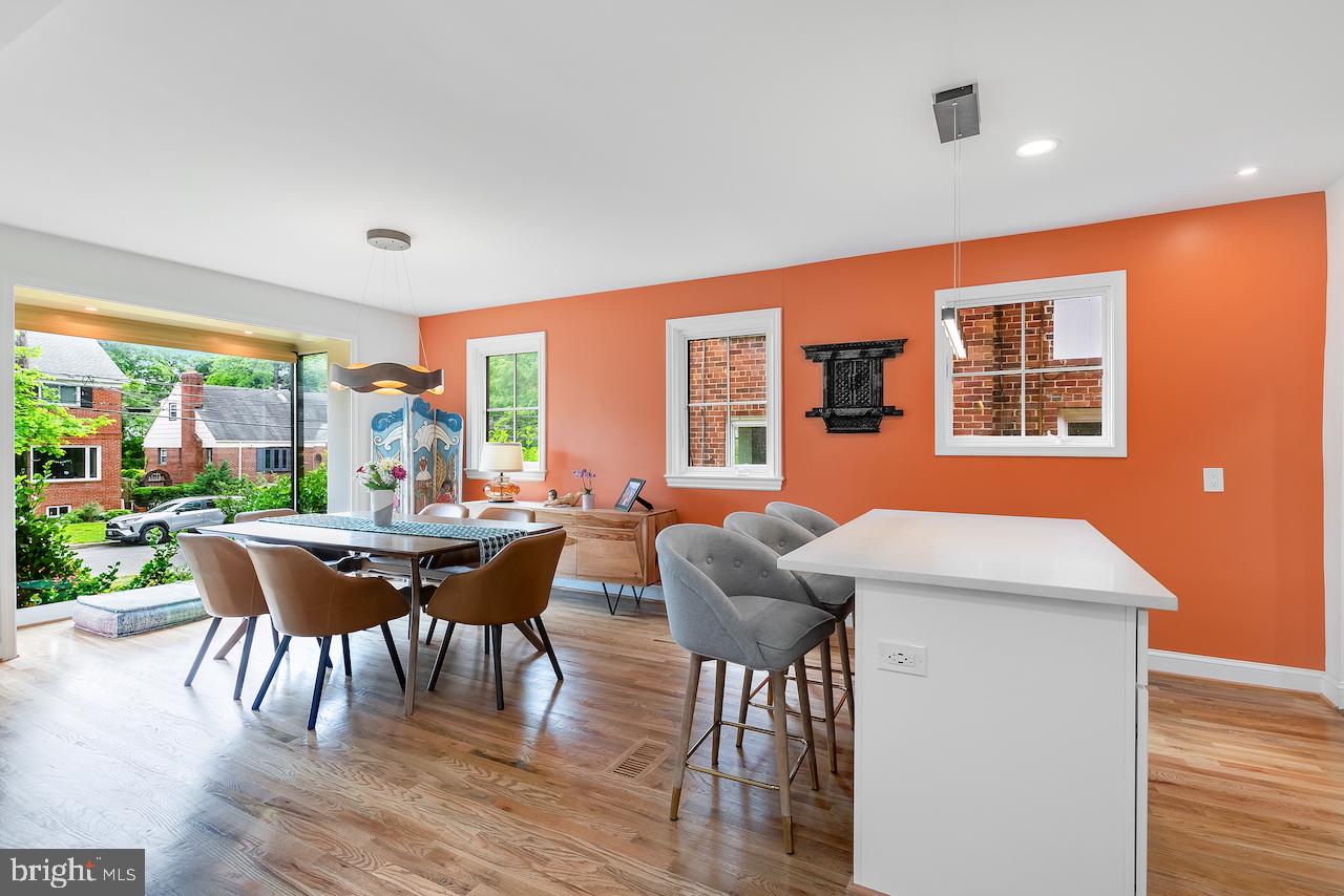 4509 Butterworth Pl NW