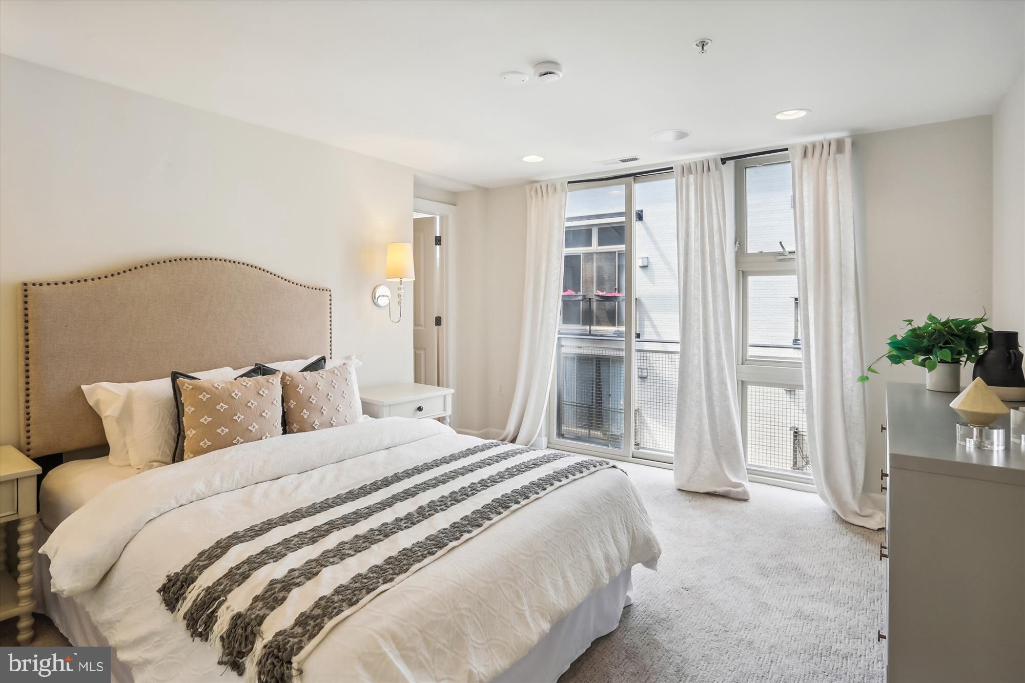1421 Chapin St NW #32