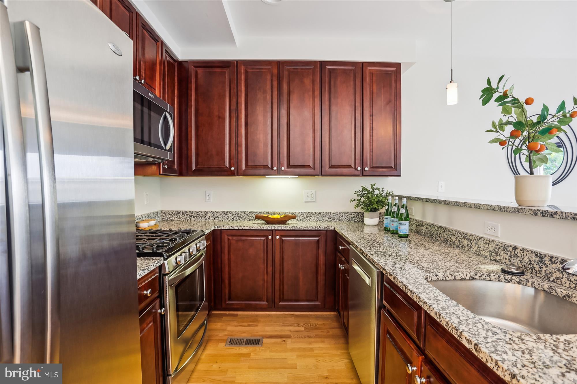 1421 Chapin St NW #32