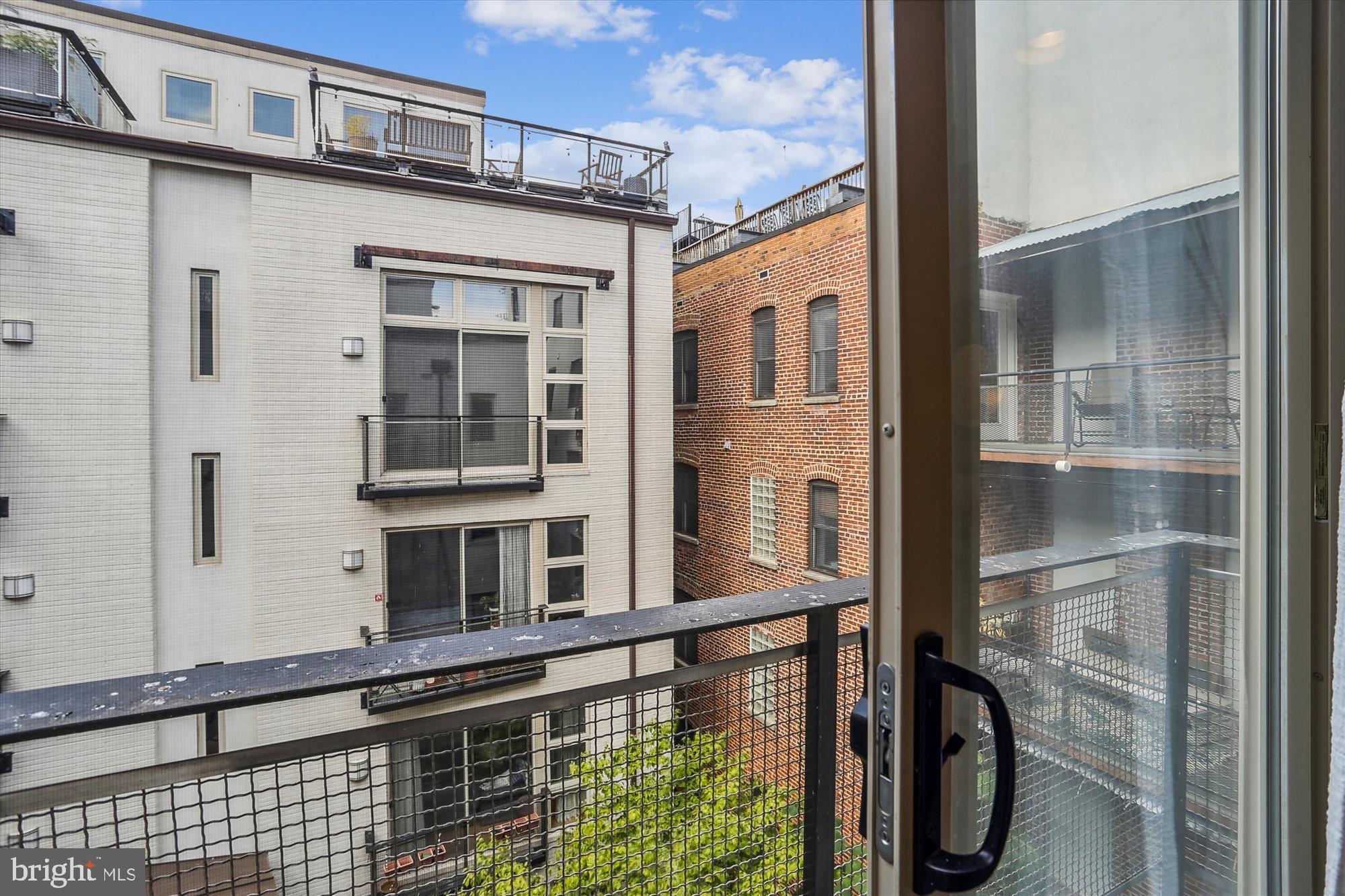 1421 Chapin St NW #32