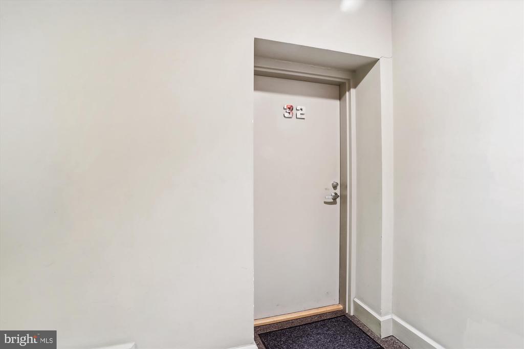 1421 Chapin St NW #32