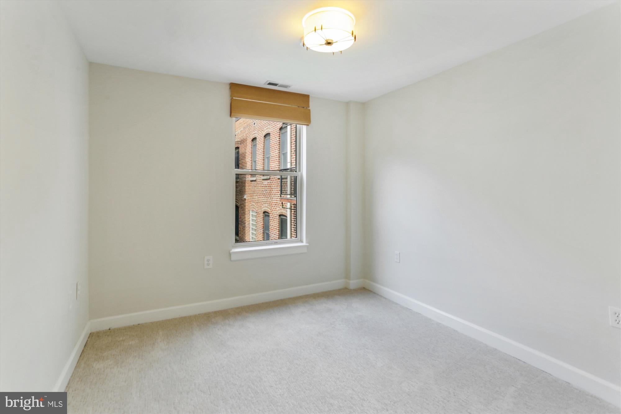 1421 Chapin St NW #32