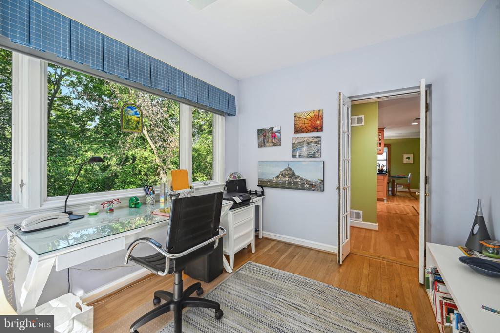 2808 29th Pl NW