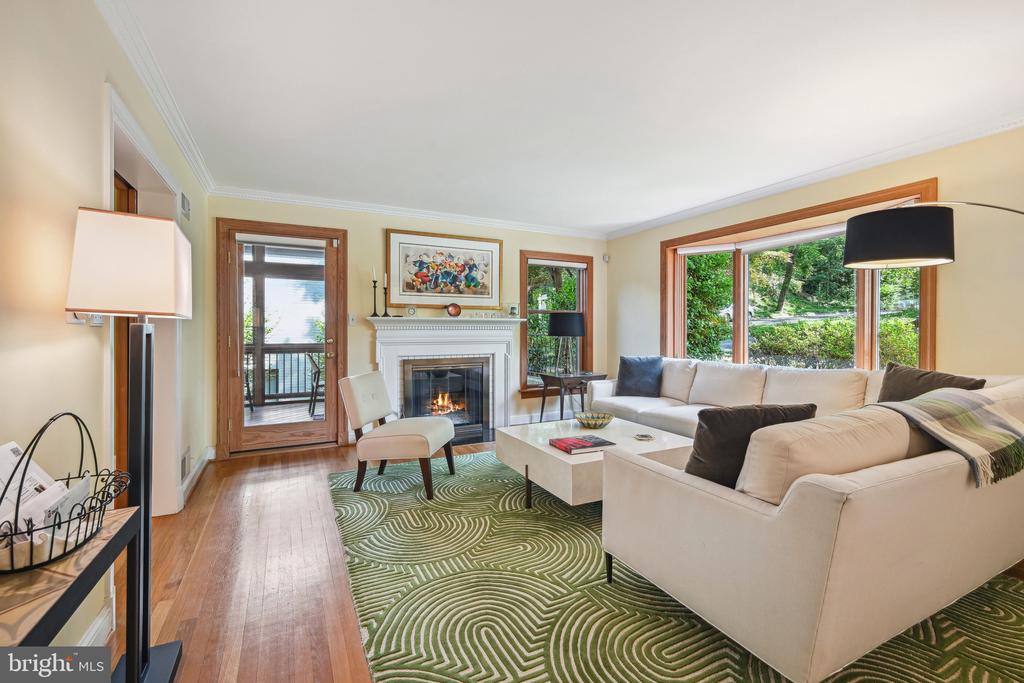 2808 29th Pl NW