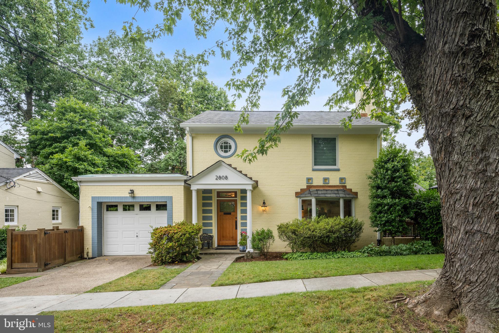 2808 29th Pl NW