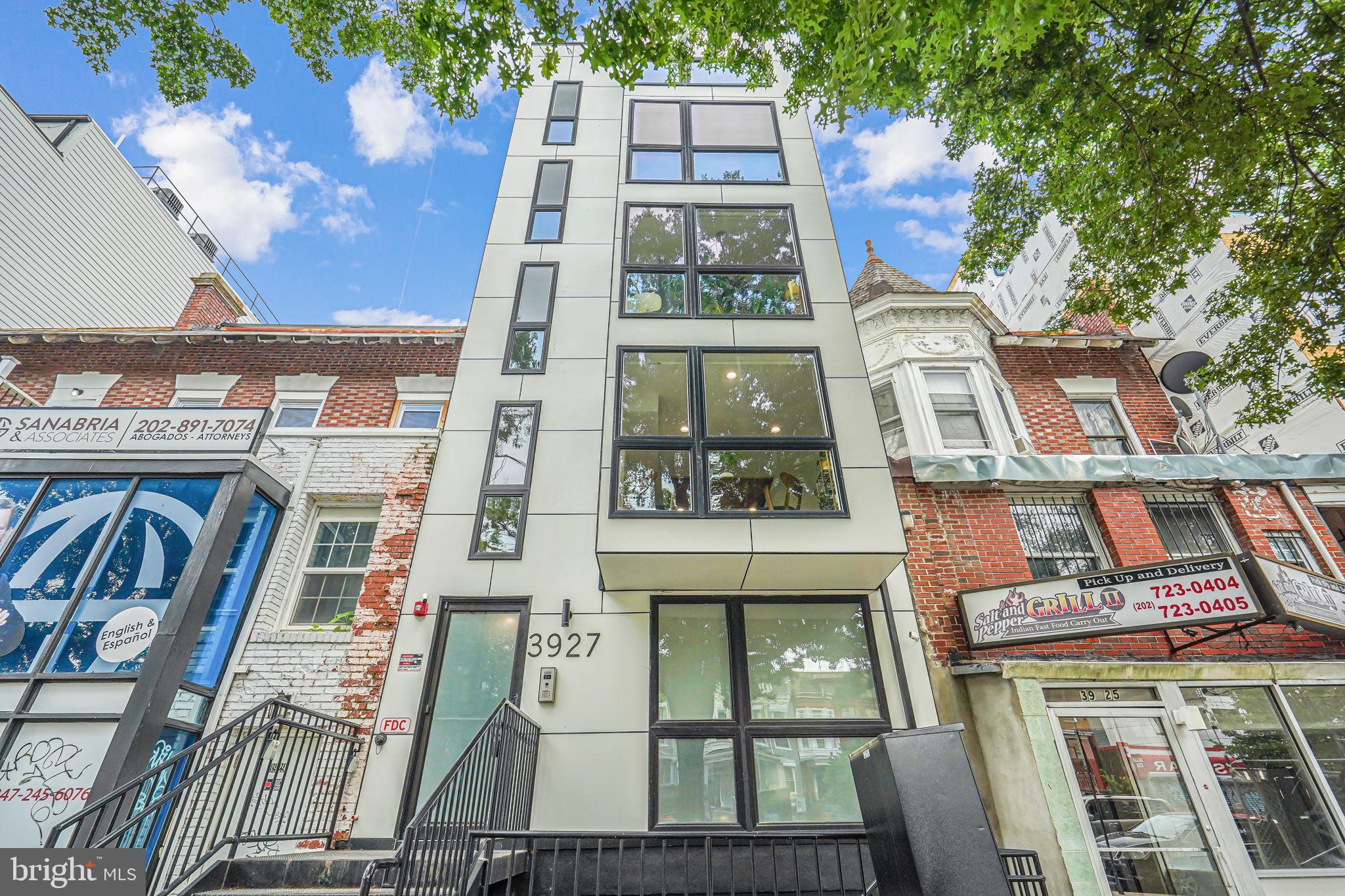 3927 14th St NW #3