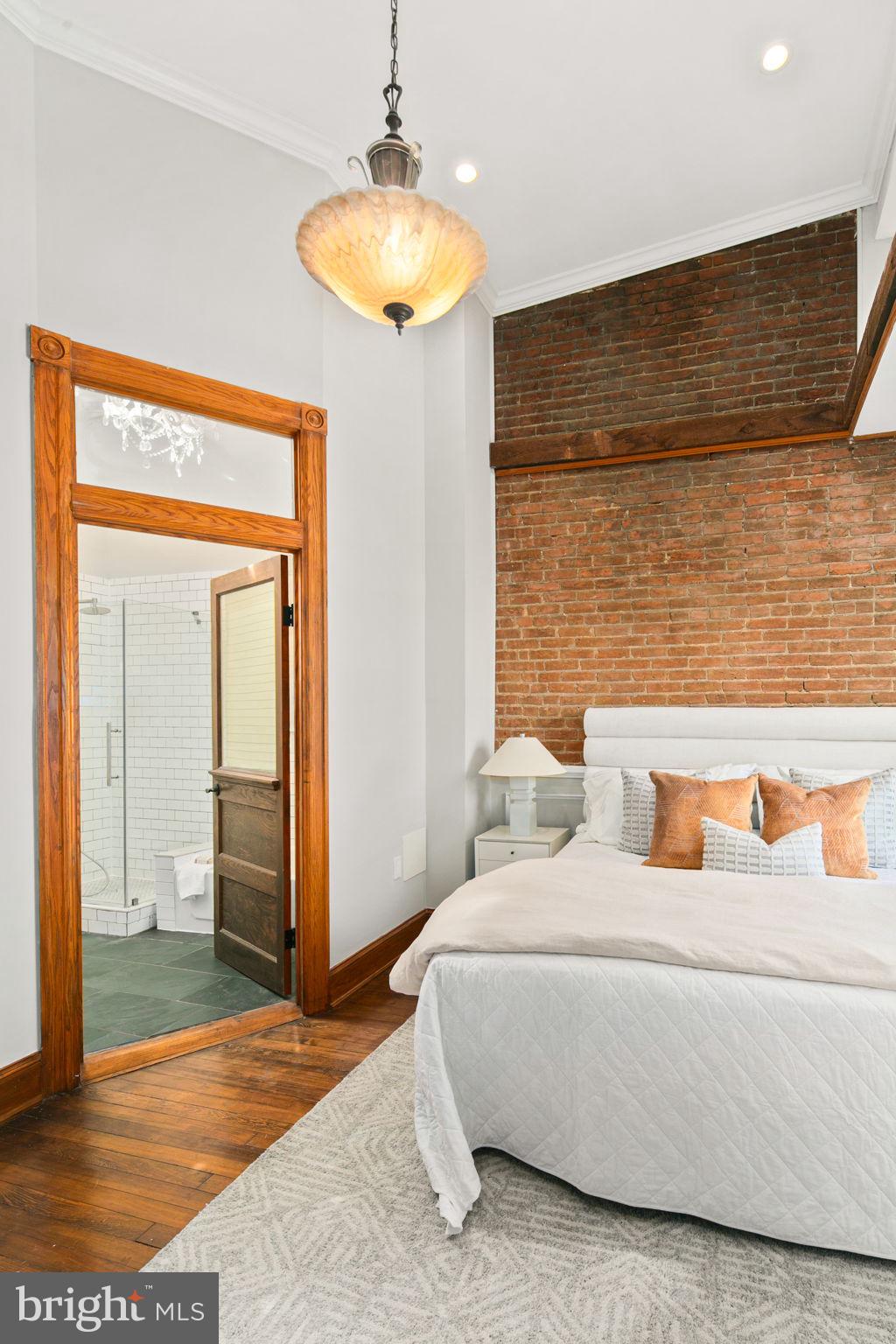 403 K St NE