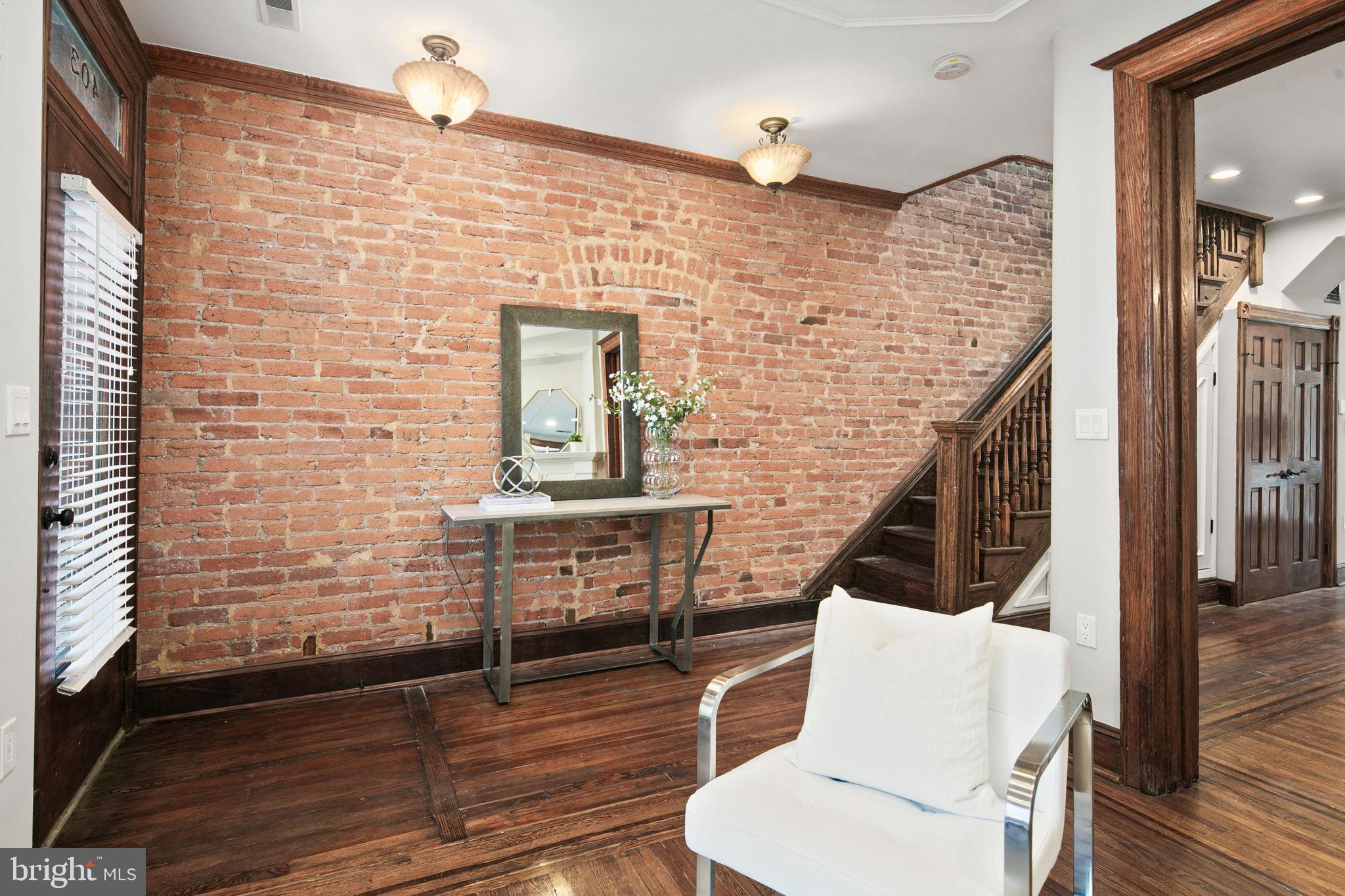 403 K St NE
