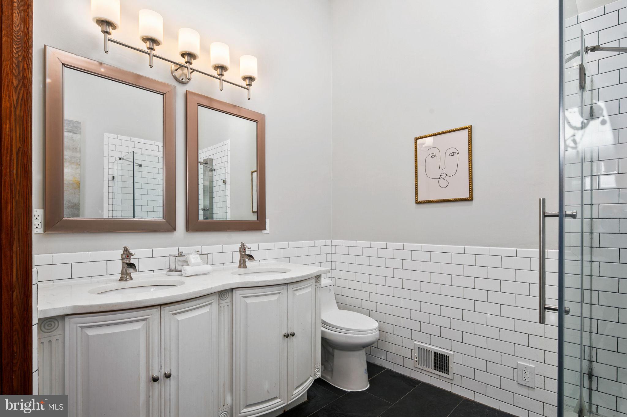 403 K St NE