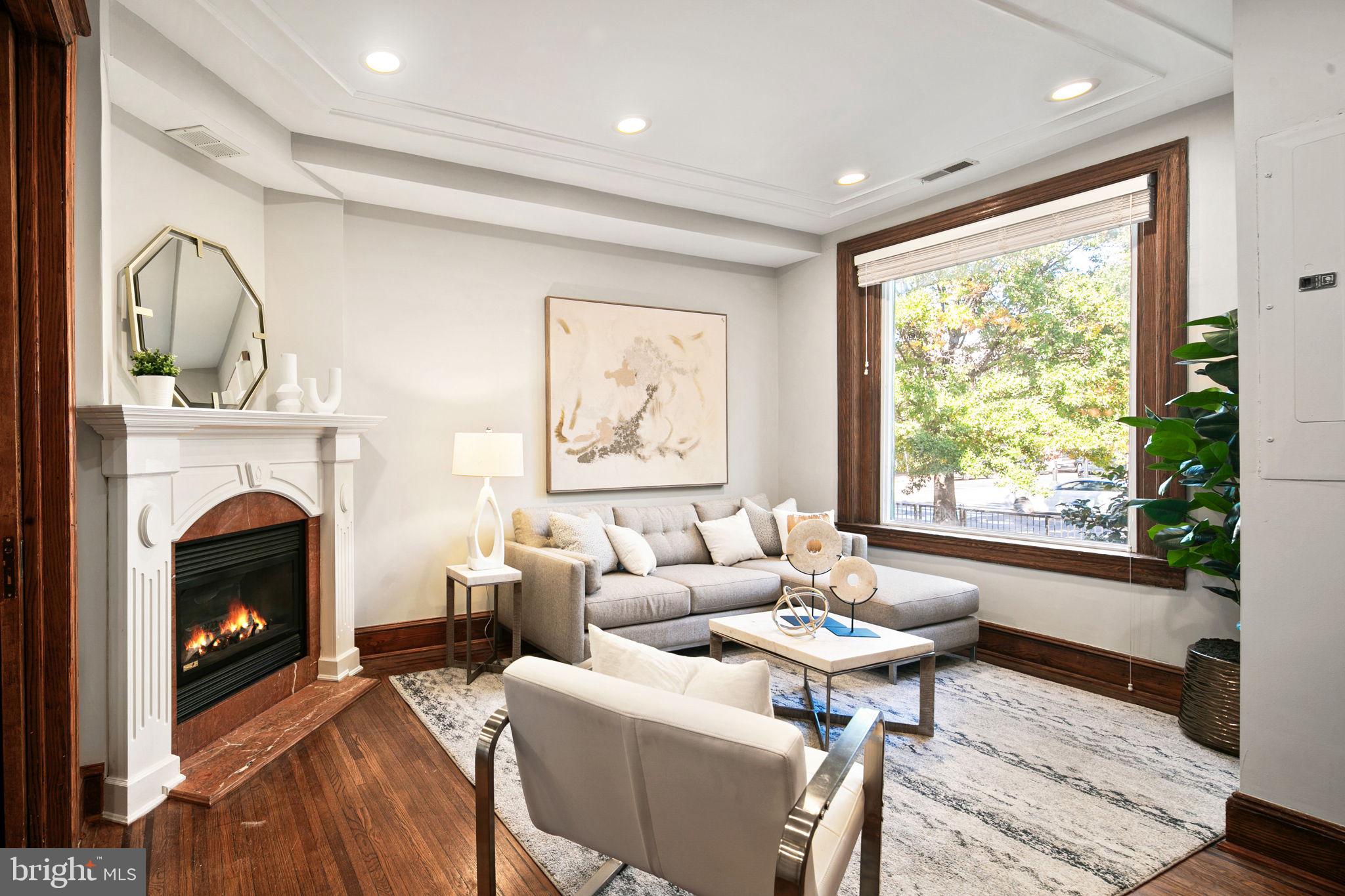 403 K St NE