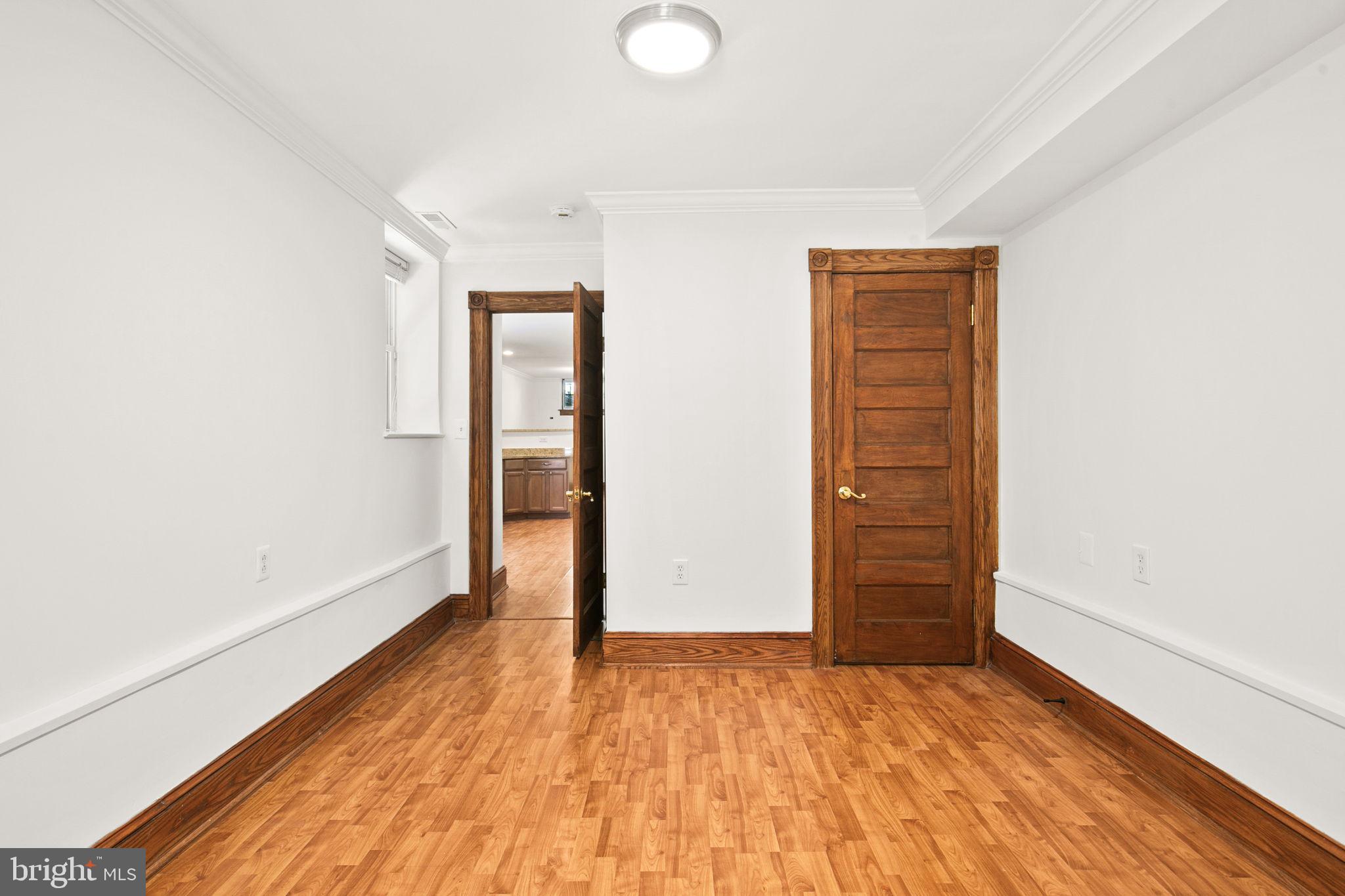403 K St NE