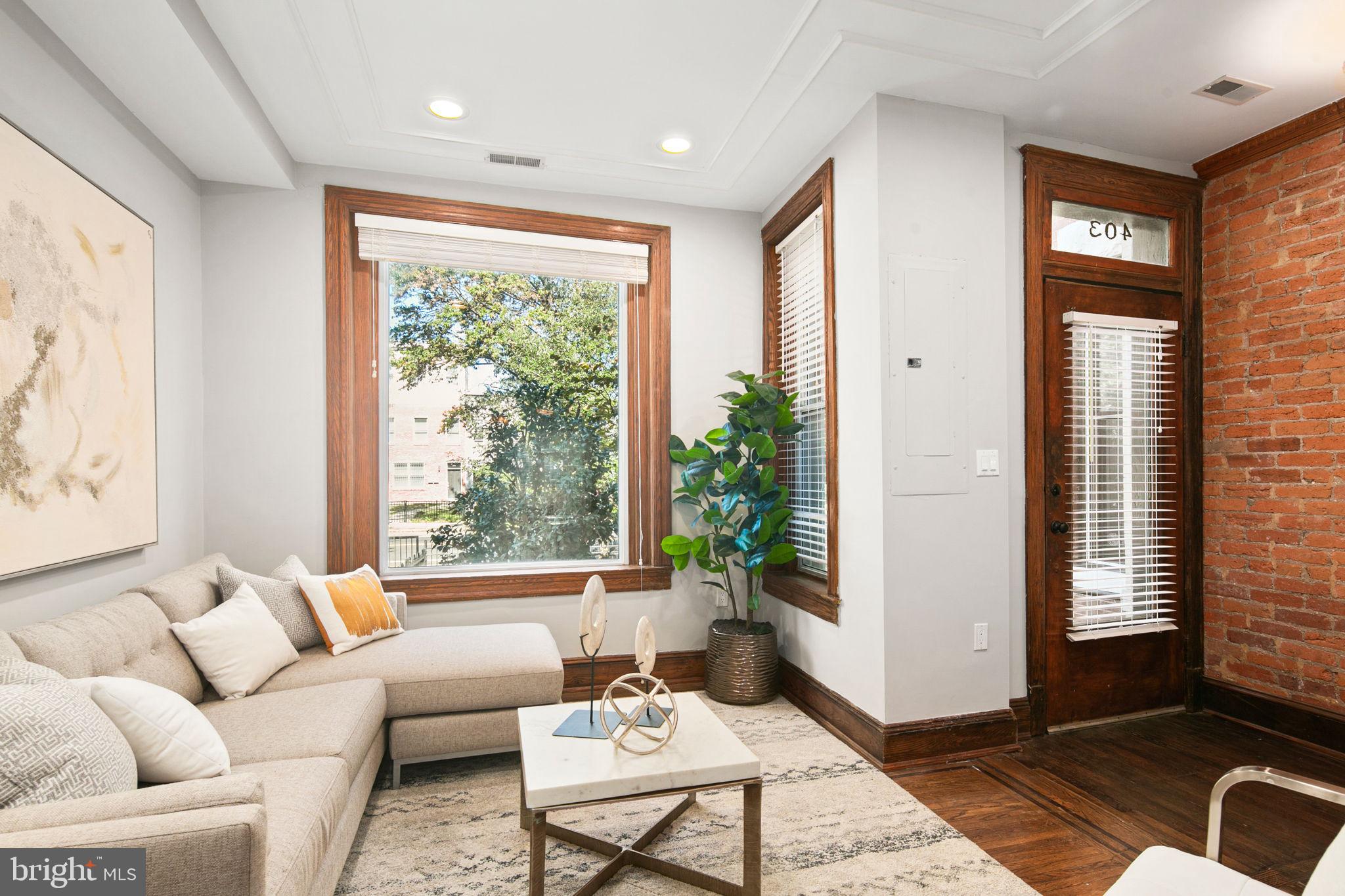 403 K St NE
