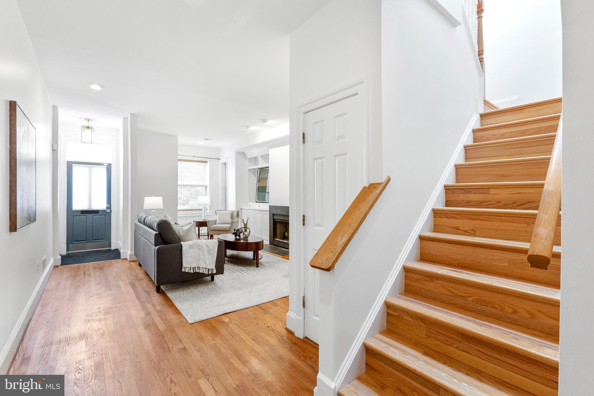 431 4th St NE
