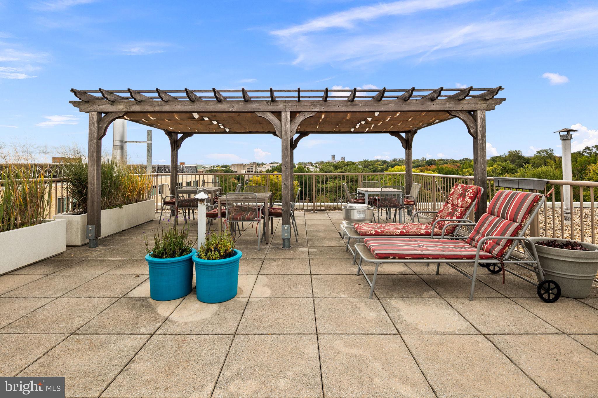 4600 Connecticut Ave NW #401