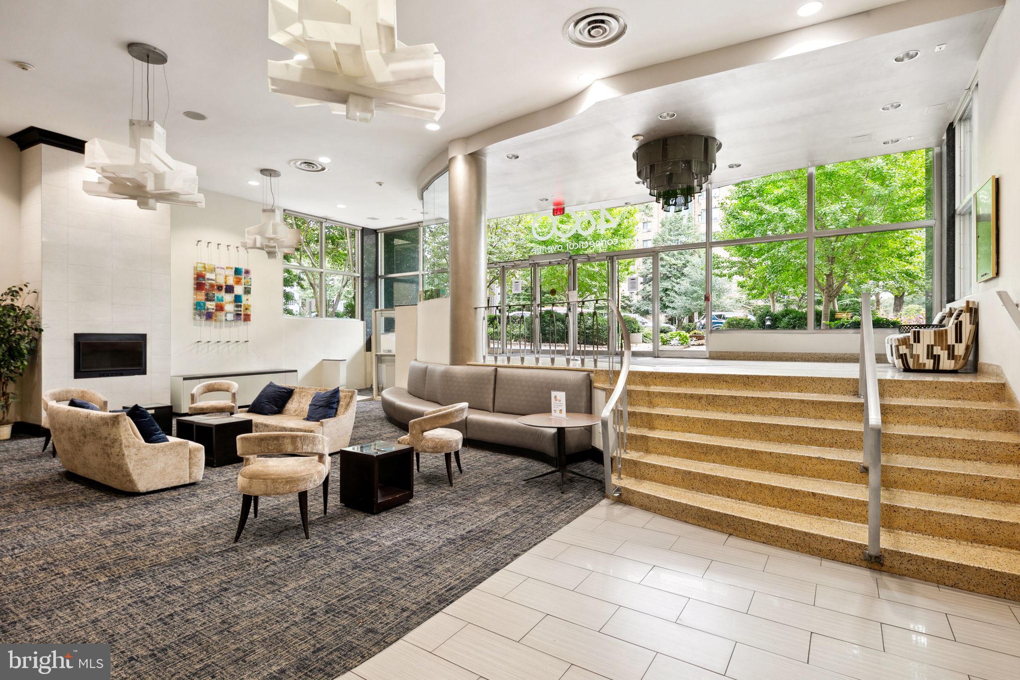 4600 Connecticut Ave NW #401