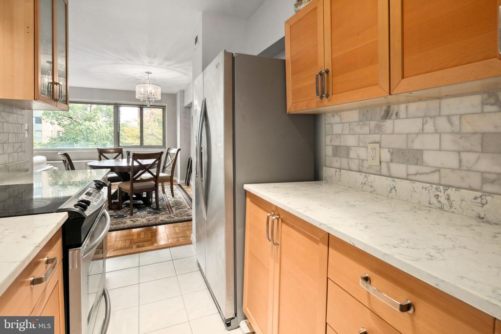 4600 Connecticut Ave NW #401