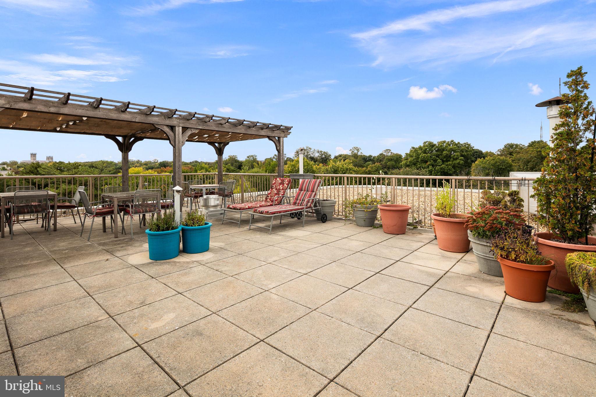 4600 Connecticut Ave NW #401