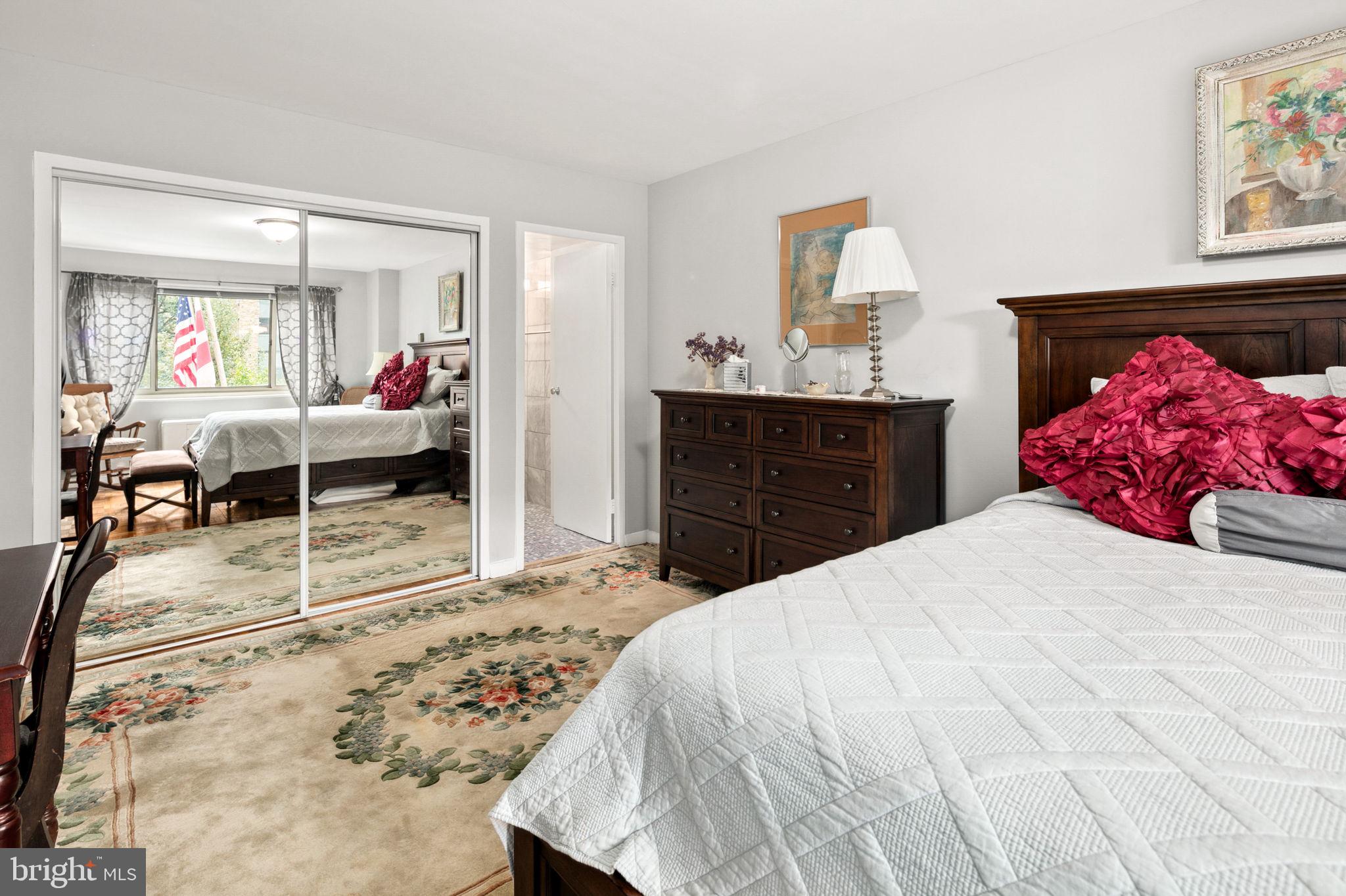 4600 Connecticut Ave NW #401