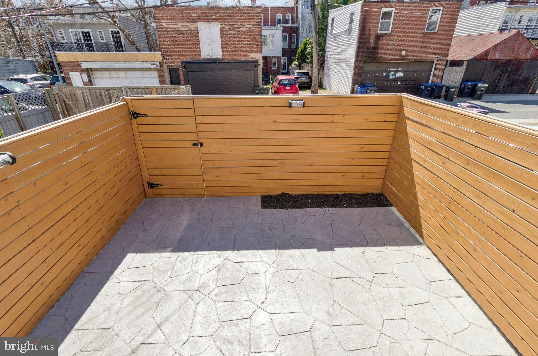 1226 Irving St NW #1