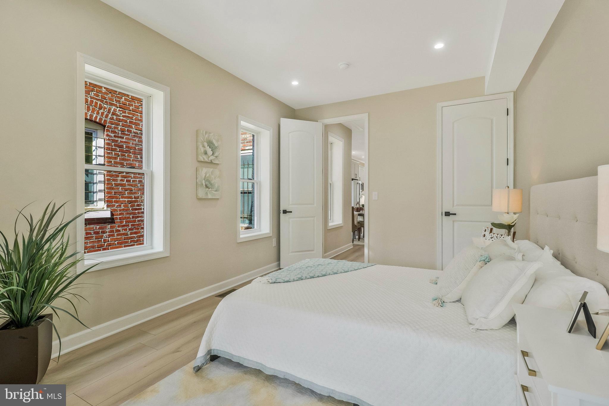 1226 Irving St NW #1