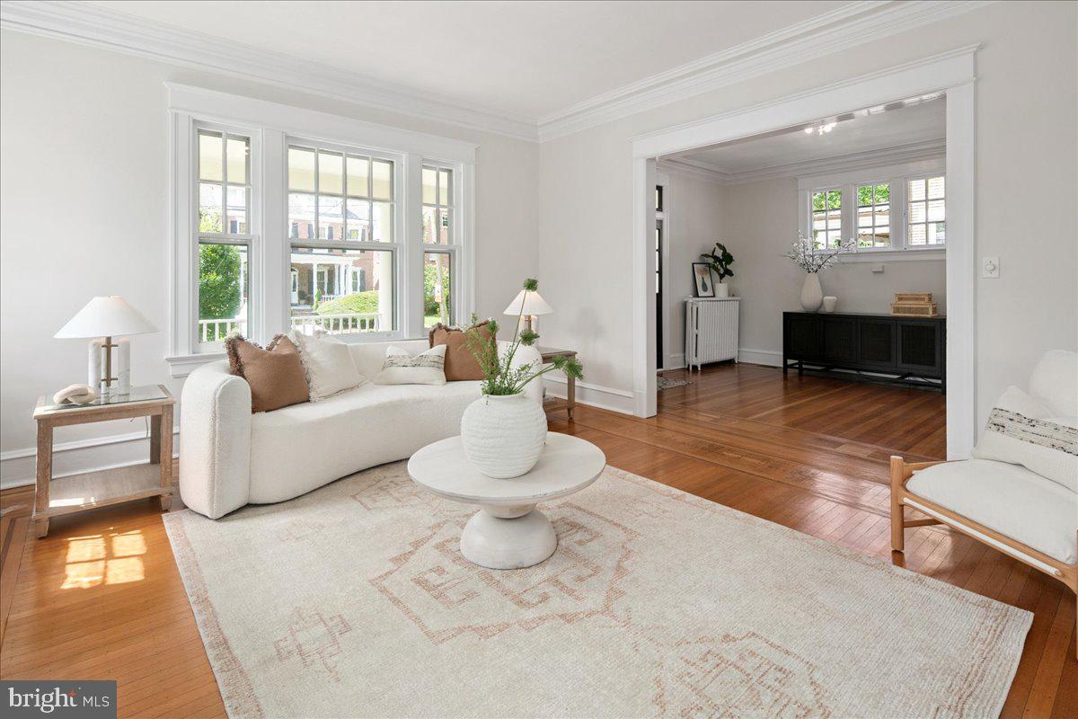 1501 Hamilton St NW