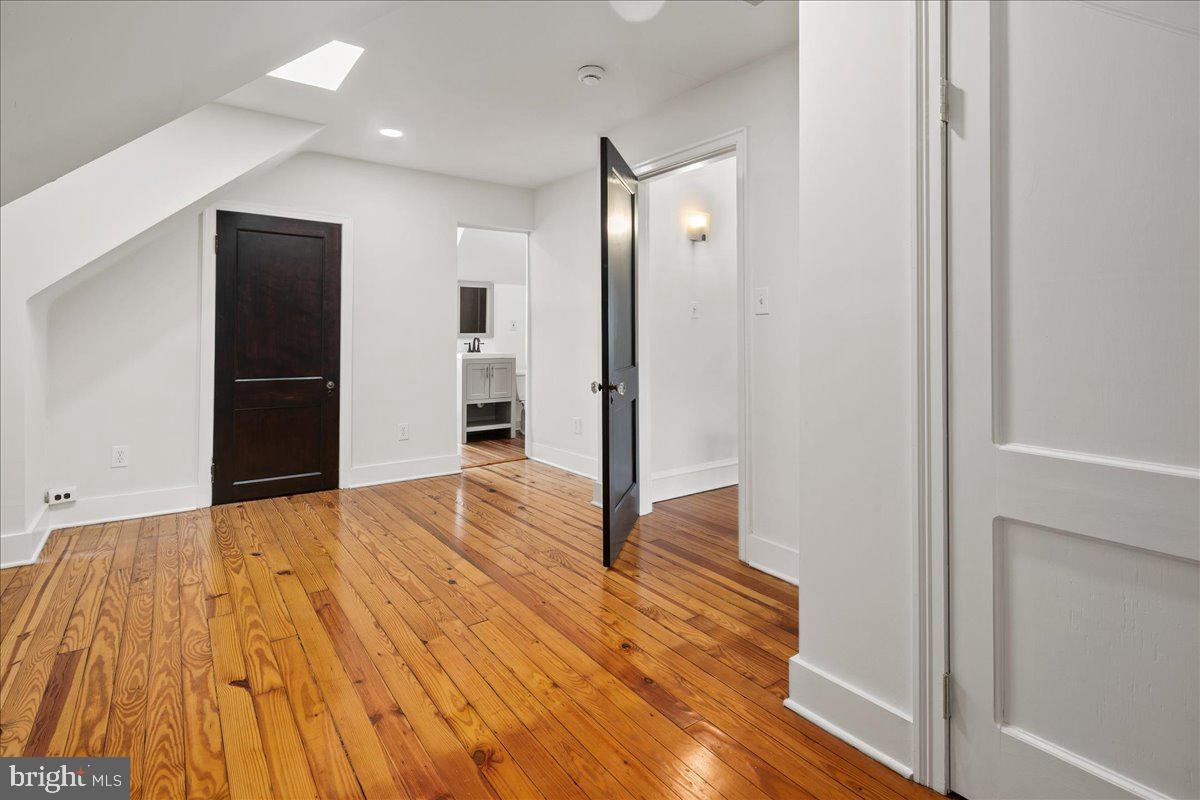 1501 Hamilton St NW